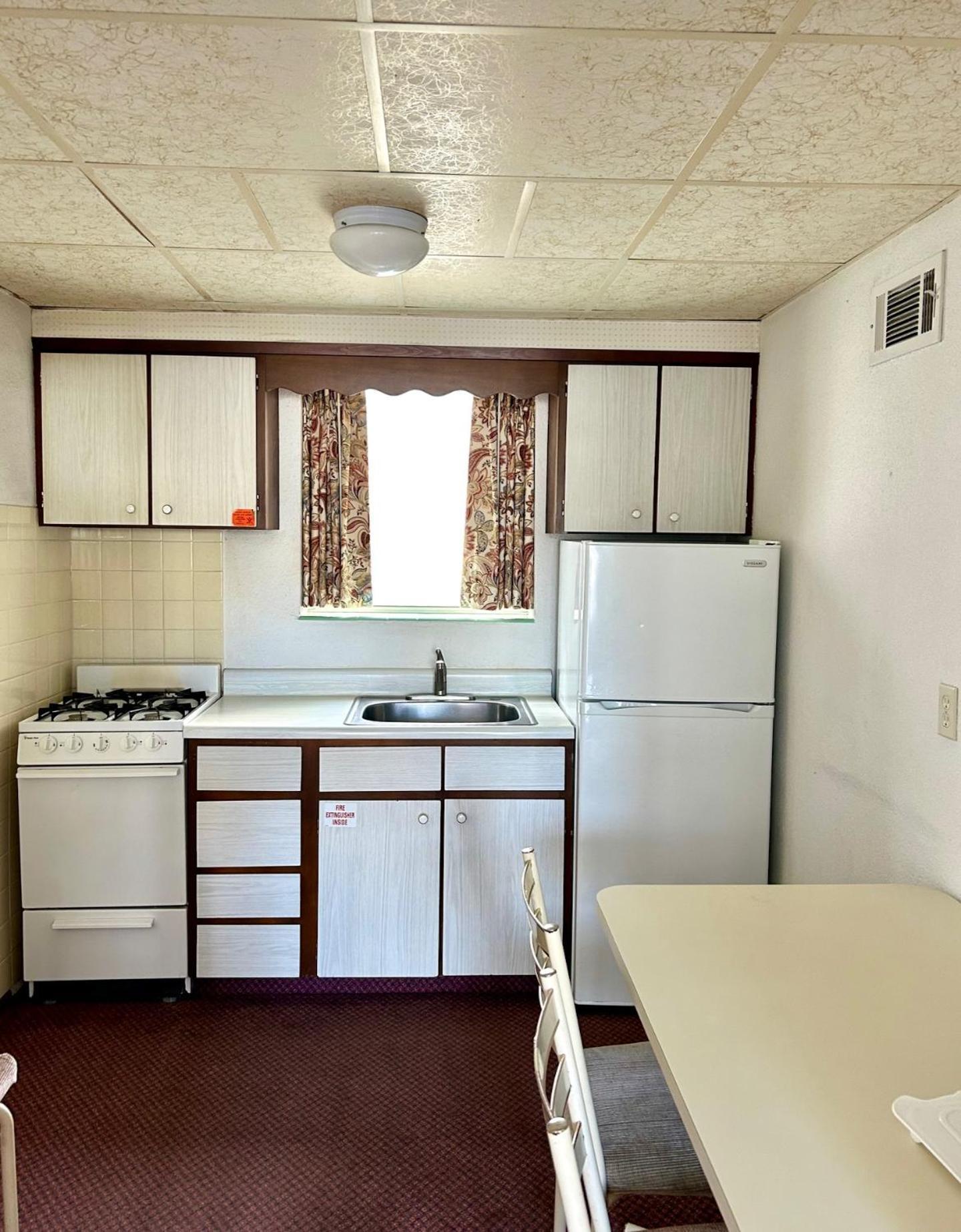 Ivanhoe Motel นอร์ทไวลด์วูด ภายนอก รูปภาพ
